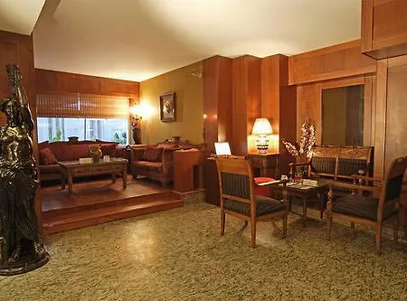 Hotel Peak Star 3*