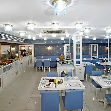 Peak Star Hotell