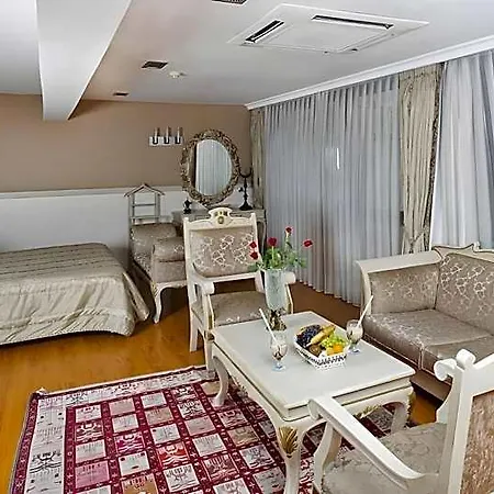 Peak Star Hotell