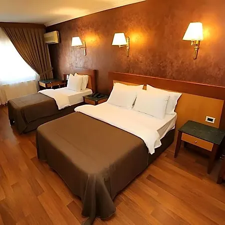 Peak Star Hotell 3*
