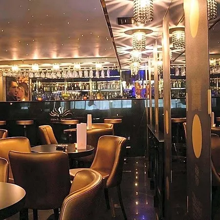 Peak Star Hotell 3*