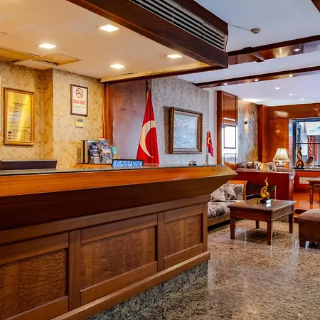 Peak Star Hotel