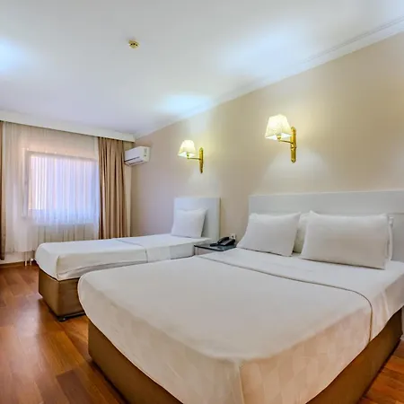 Peak Star Hotel