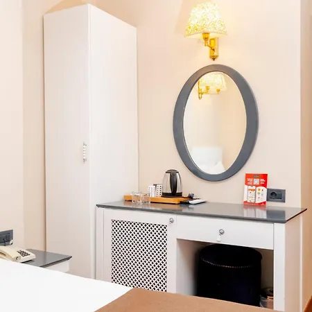 Peak Star Hotel 3*